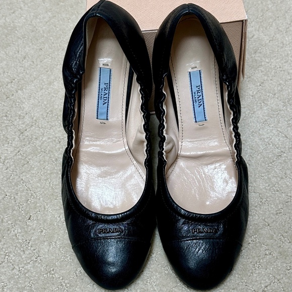 Prada black flats - Picture 2 of 6